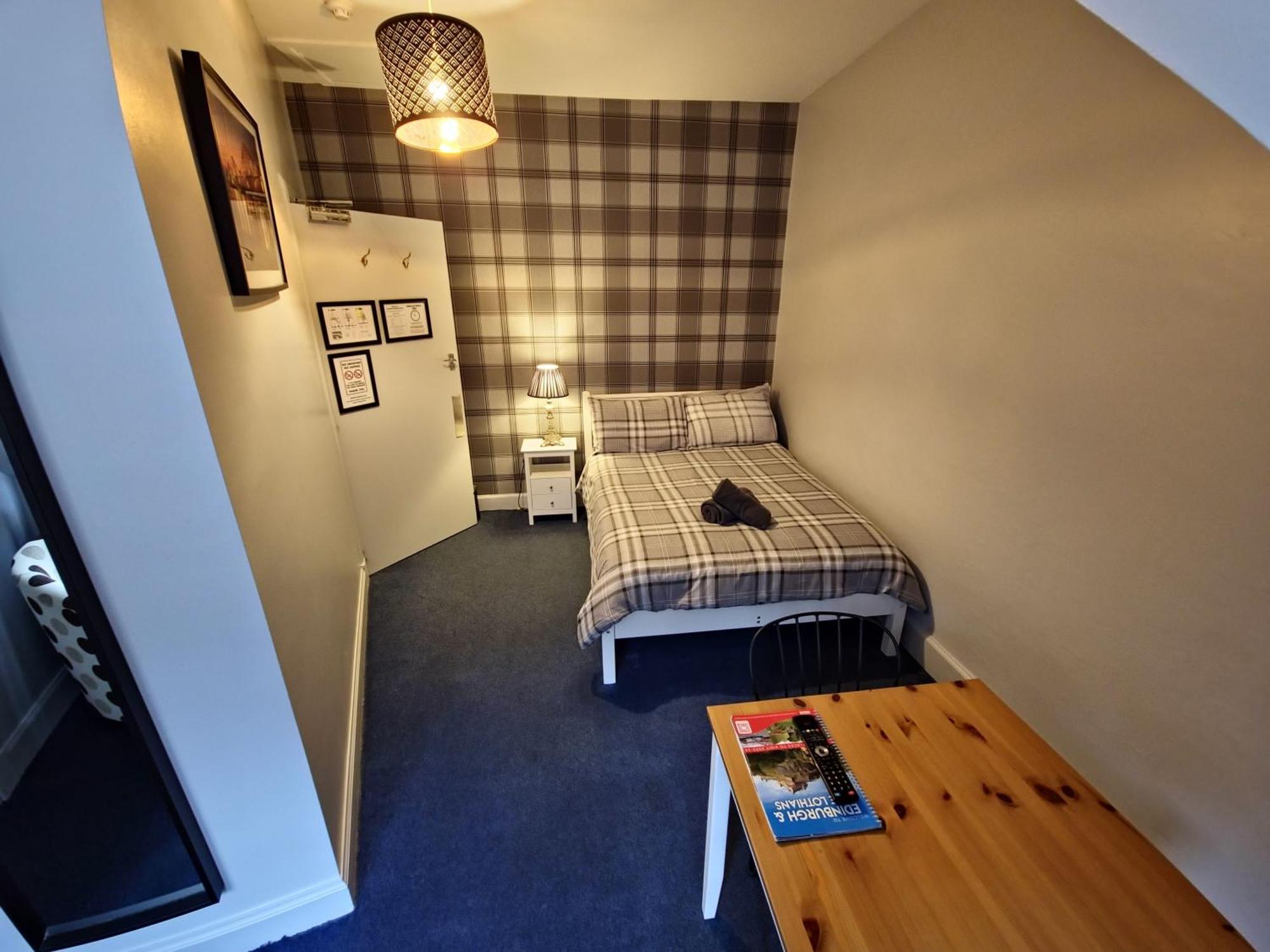 Edinburgh Backpackers - Over 18S Only Buitenkant foto